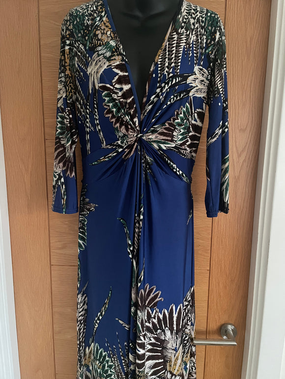 Ingenue V Neck Dress - Size 14
