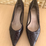Kitten Heel Shoe in Black & Purple. Size 4 Only - REDUCED