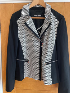 Gerry Weber Black & White Zip Jacket - Size 16