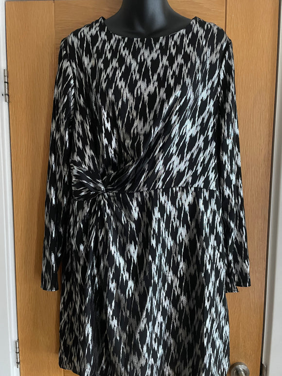 Black & Silver Lined. NEW with Tags - Size 16